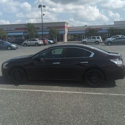 2012 Nissan Maxima