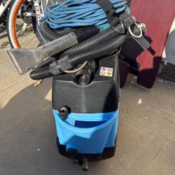 Maytee Lite 8070  Heated Corded Carpet Extractor 