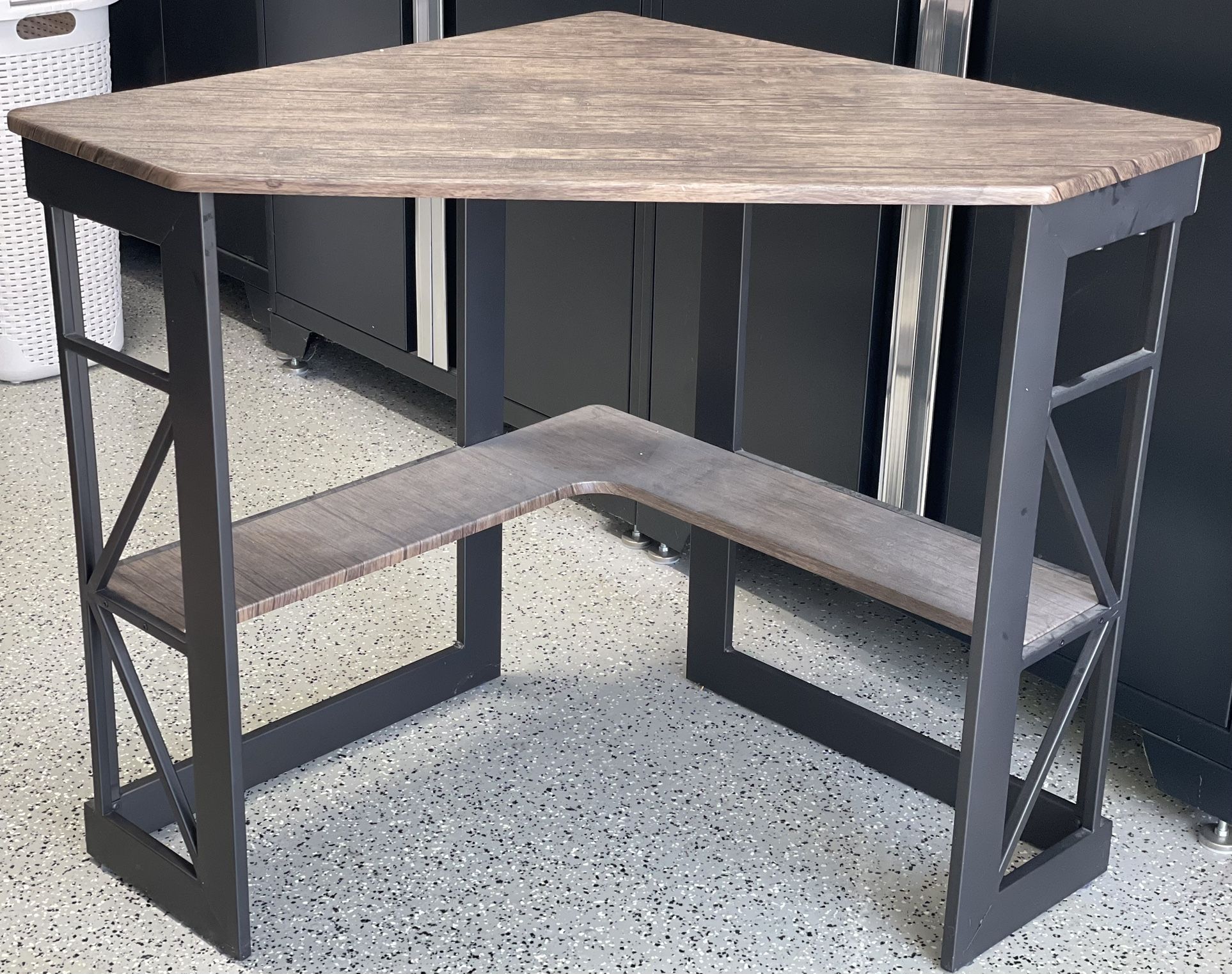 Corner Desk And Dresser