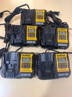 DEWALT 12V MAX/20V MAX Lithium Ion Battery Charger, 4 Amp (DCB1104) $15 EACH NEW FIRM PRICE