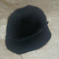 Used - GAP Women's Hat / Black /size SM