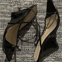 Fashion Nova Women's Heels Black Strappy Wedge 