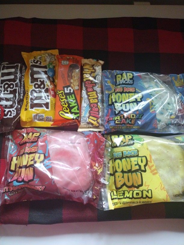 Rapsnacks Lemon,Strawberry,Bday Cake HunnyBun Snack Packs