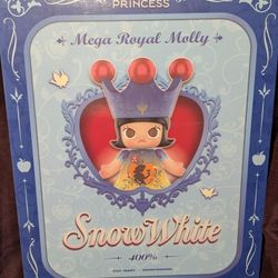 Mega Royal Snow White Molly 400%