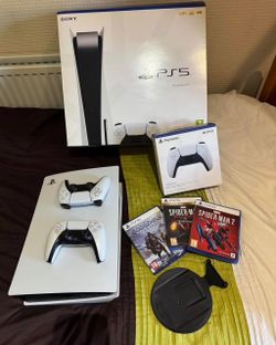 PS5 freshly used and in good condition