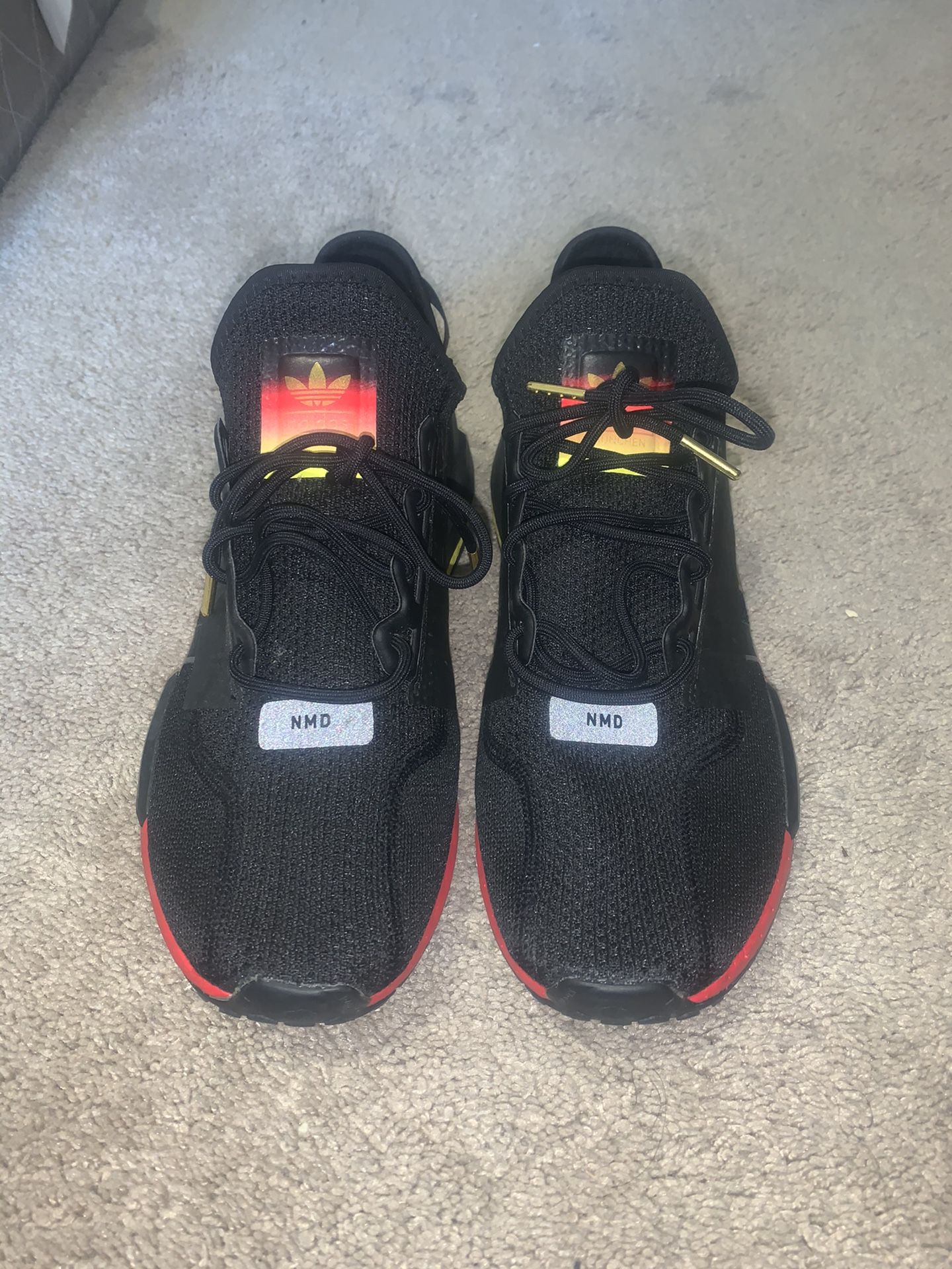ADIDAS NMD R1 V2 MUNICH SHOES Size 10