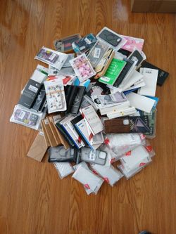 Approx 120 New Apple, Samsung And Other Phone Cases