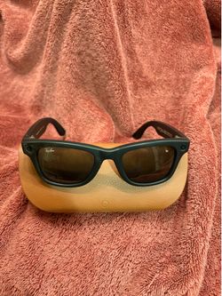 Meta Rayban Wayfarer Glasses