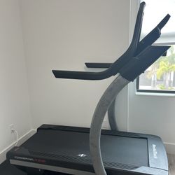 NordicTrack Commercial X22i (NTL29019)