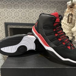 Jordan Max Aura “Black Gym Red White”