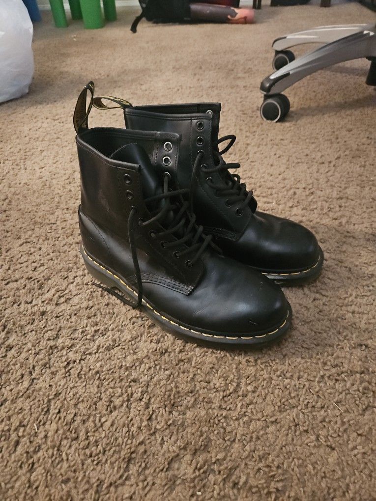 Doc Martens Air Wair Boots