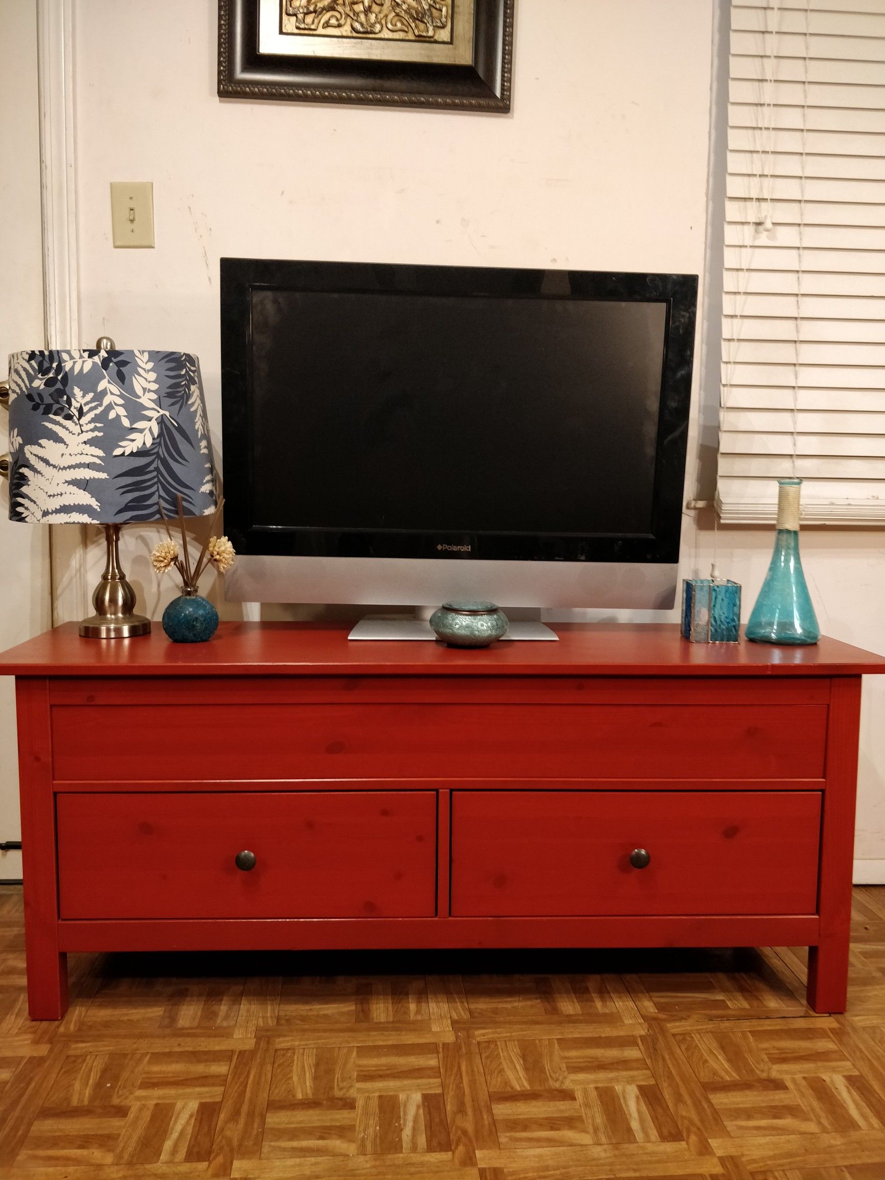 Solid wood TV stand/storage bench with 2 big drawers in great condition, all drawers sliding smoothly. L55"*W16"*H22.5"