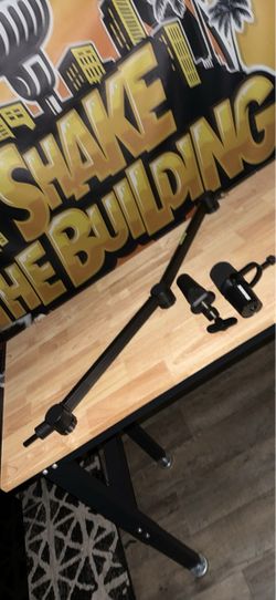 Shure Microphone Boom Arm with Desk Clamp