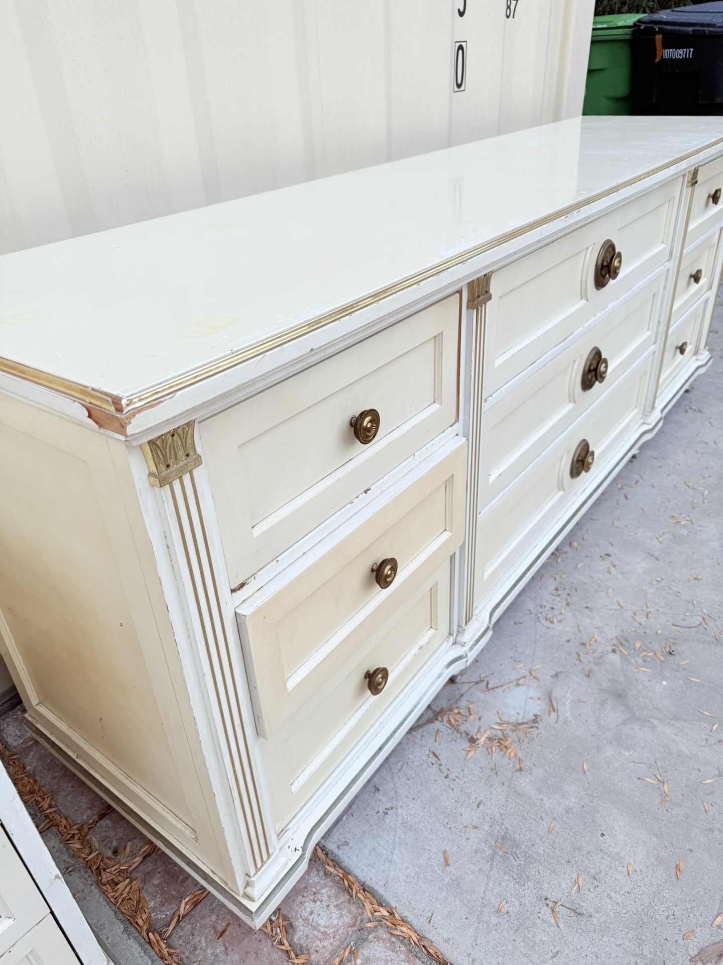 Bedroom Dresser And Matching Nightstand Side Table & Mirror