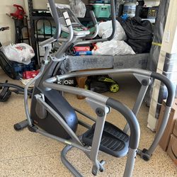 AFG 18.1 AXT Ascent Trainer Elliptical Adjustable Incline Suspension Trainer