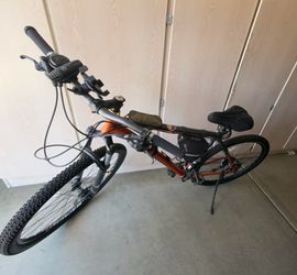 Trek Mountain bike in excellent condition for sale