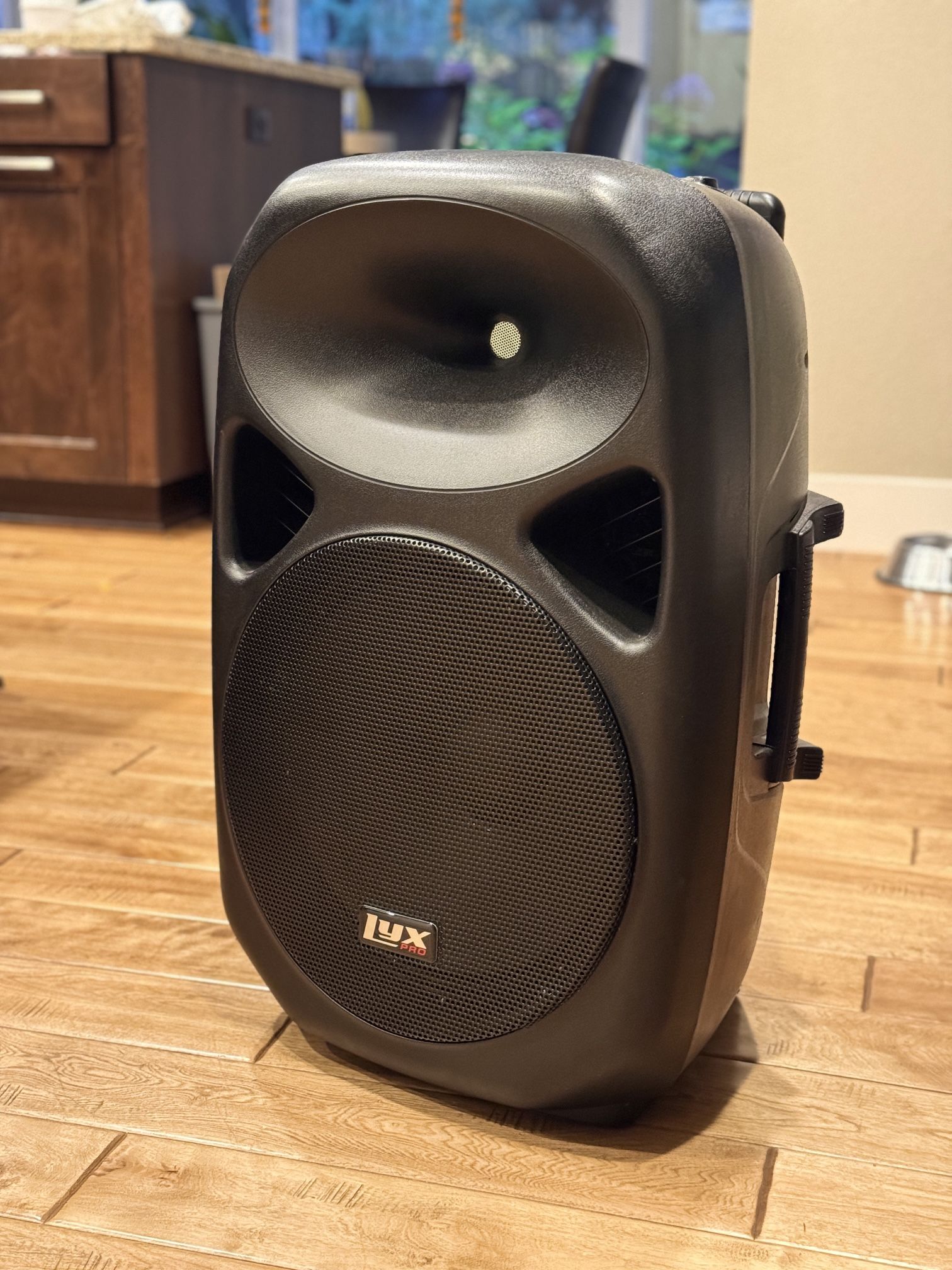 Lyx Pro 15 (SPA15-BAT) - Mint Condition