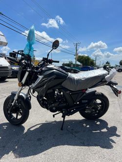 Scooter 200cc🏍️