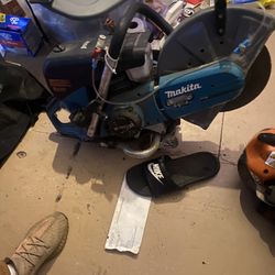 Makita Concrete Saw 