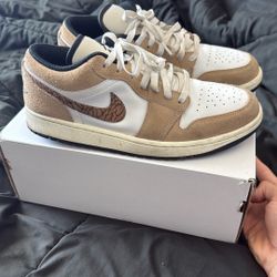 Air Jordan 1 Low Men’s 9.5