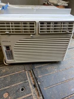 Window Air Conditioner