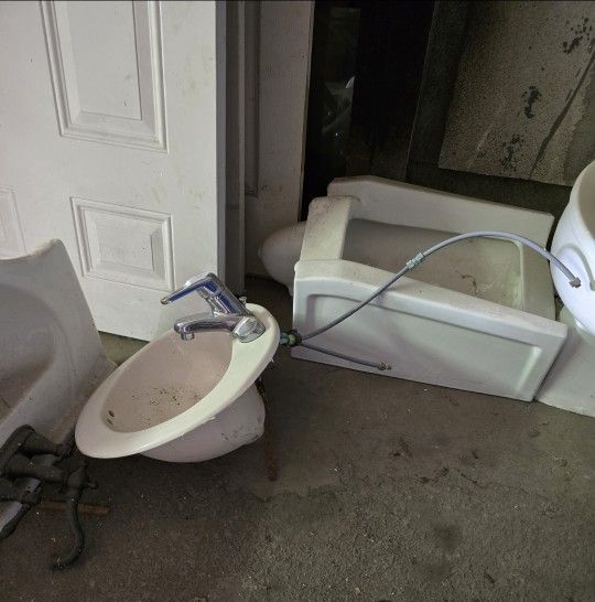 Restroom Fixtures
