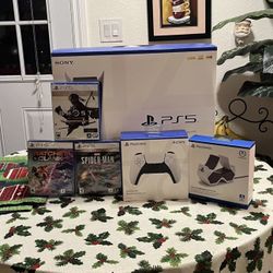 Brand New Console Disc Version Games + Controller With The Charging Dock Bundle