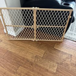 Evenflo Position & Lock Adjustable Wood Baby Gate, Natural Wood