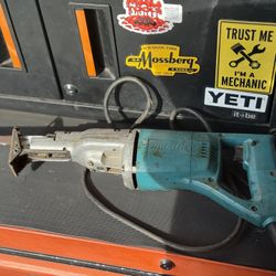 Makita Sawzall 40$ OBO
