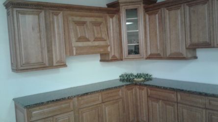 Solid wood kitchen cabinets