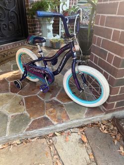 Schwinn Starmist Kids Bike with Training Wheels