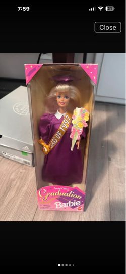 Vintage 1997 Special Edition Graduation Barbie Doll NIB