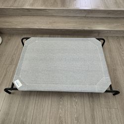 FS: Coolaroo Elevated Dog Bed - Large Up To 100lb Dog 