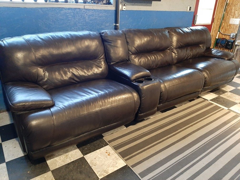Gorgeous double recliner sectional couch Italian leather