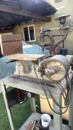 Belt sander