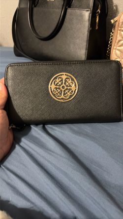 Black wristlets