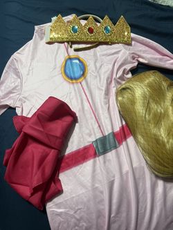 Princess Peach Costume 