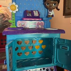 Doc mcstuffins Clinic