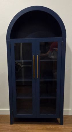63'' Arched Cabinet
