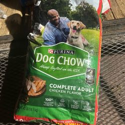 Dog Chow 40lbs 