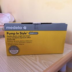 Medela Pump in Style with MaxFlow Classic Double Electric Breast Pump like new