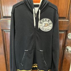 Anaheim Ducks Vintage Sweatshirt Size Medium/large 