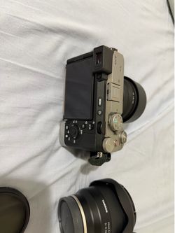 Sony a7cr with lenses