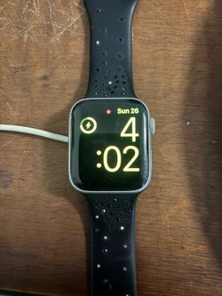 Apple Watch Series 4 Nike Edition