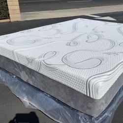Queen Memory Foam 