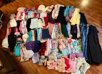 Clothes: Over 100pc girls lot sizes from 8-10/12