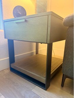 Modern end table Lazboy