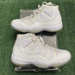 Jordan Silver Anniversary 11s size 10.5 VNDS