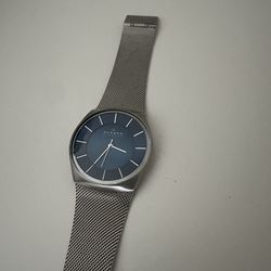 Skagen Blue Dial Watch – Stainless Steel Mesh Band – Minimalist Style