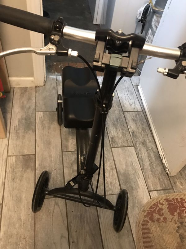 Medical Knee Scooter for Sale in Sacramento, CA - OfferUp